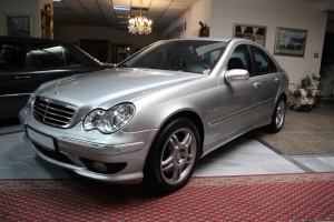 Mercedes-Benz C32 AMG V6 Kompressor