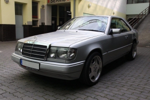 Mercedes-Benz CE 300