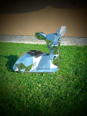 Socha z nehrdzavejúcej ocele