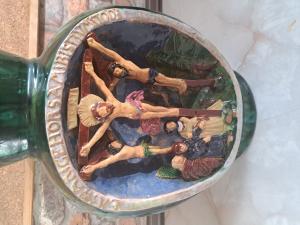 Starožitný džbán  s kristom