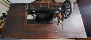 Šijací stroj BOBBIN